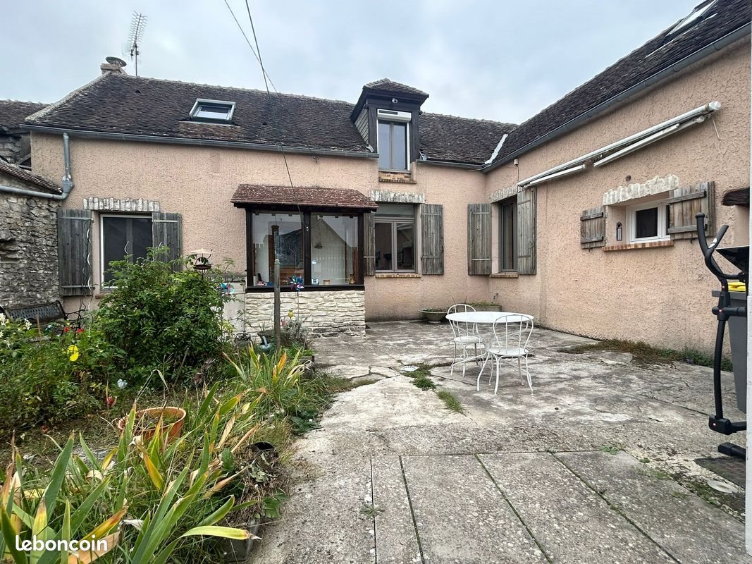 Maison à vendre, 140m², Fromont