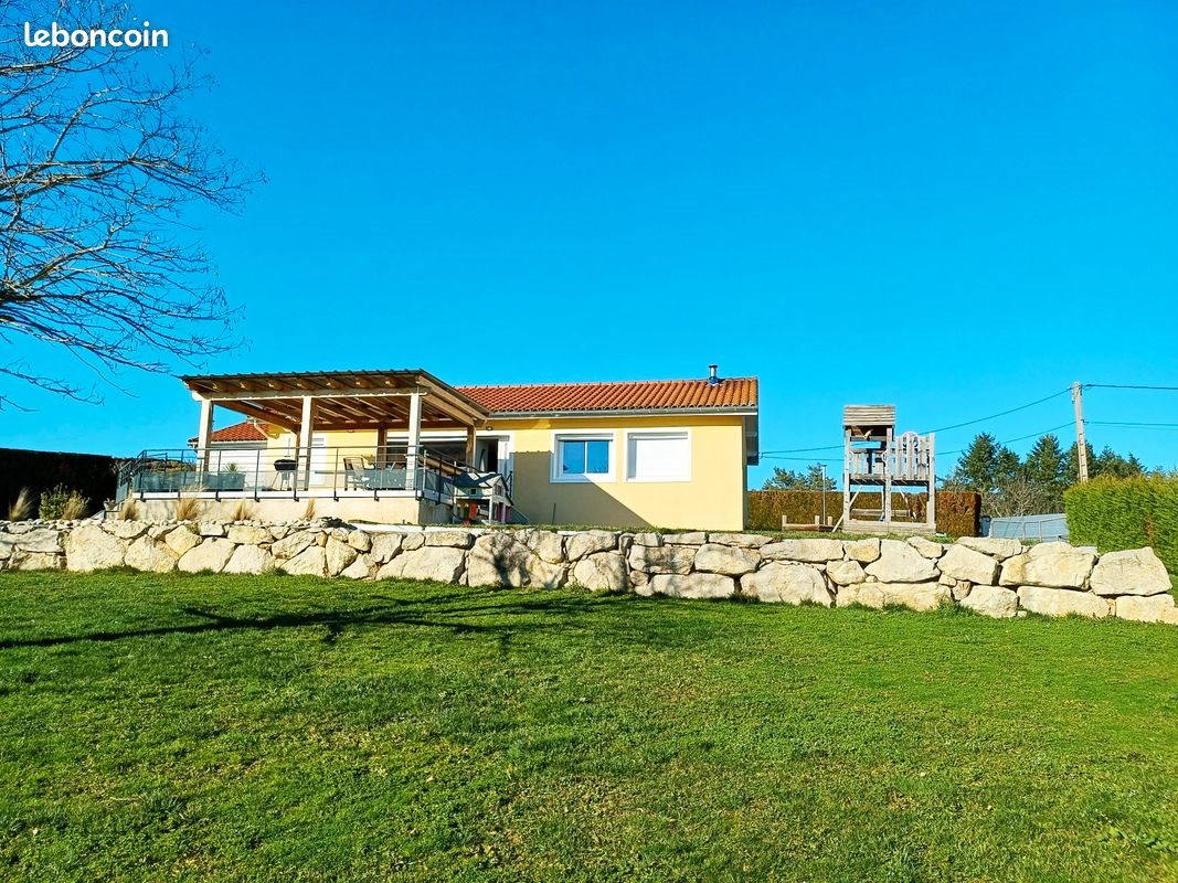 Maison à vendre, 106m², Vorey