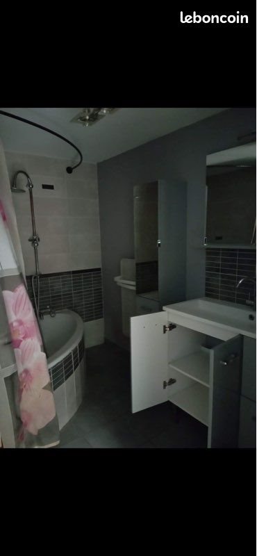 Maison à louer, 70m², Pieusse