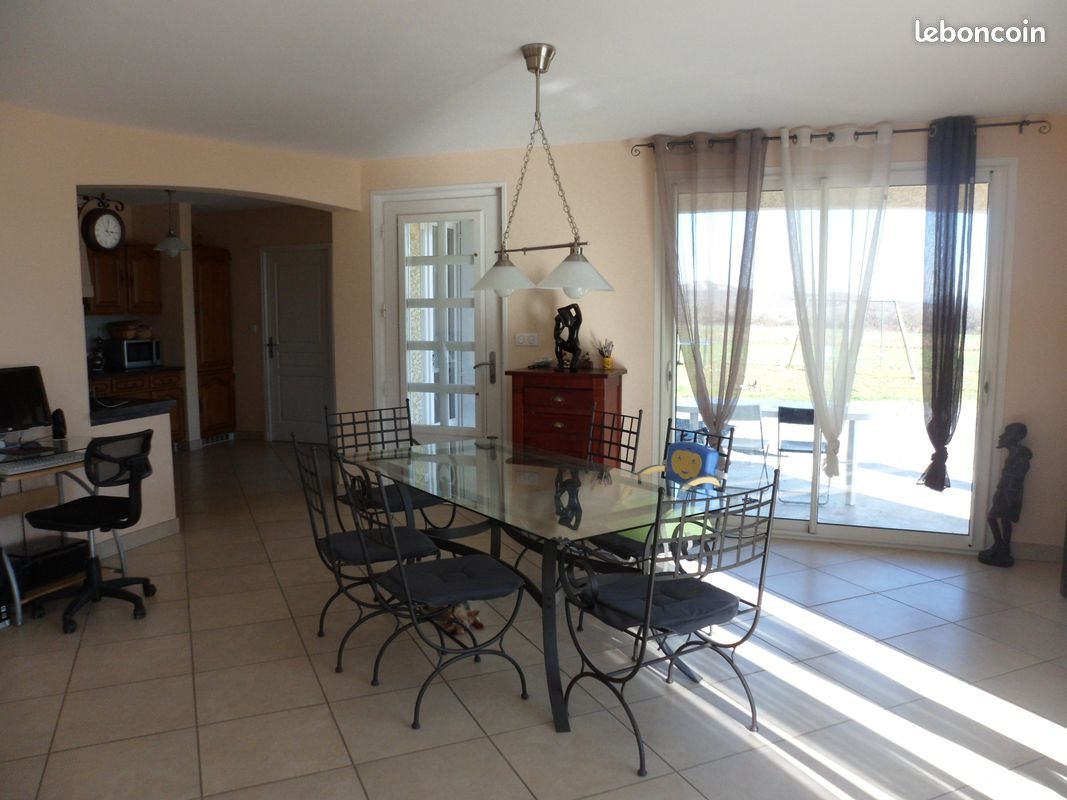 Maison à louer, 100m², Marcilly-le-Châtel