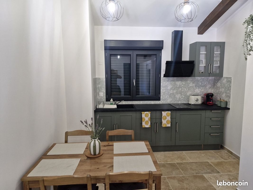 Maison à louer, 60m², Saint-Antonin-Noble-Val