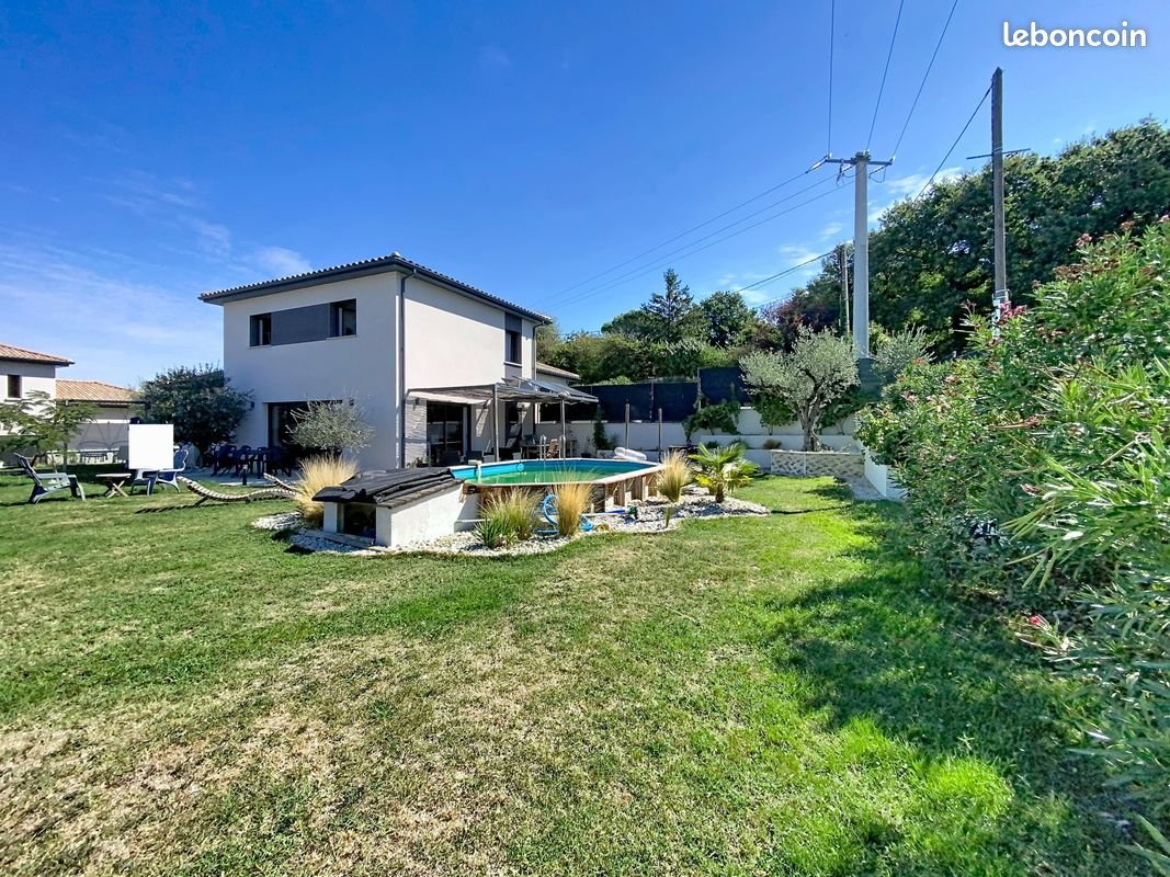 Maison à vendre, 136m², Assieu
