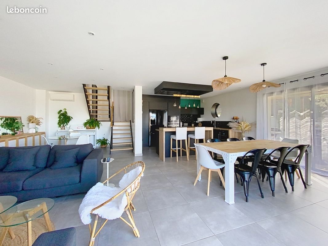 Maison à vendre, 136m², Assieu