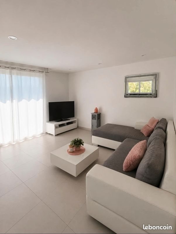 Appartement à louer, 75m², Porte-de-Savoie
