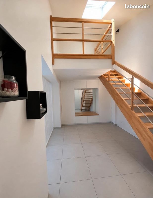 Appartement à louer, 75m², Porte-de-Savoie