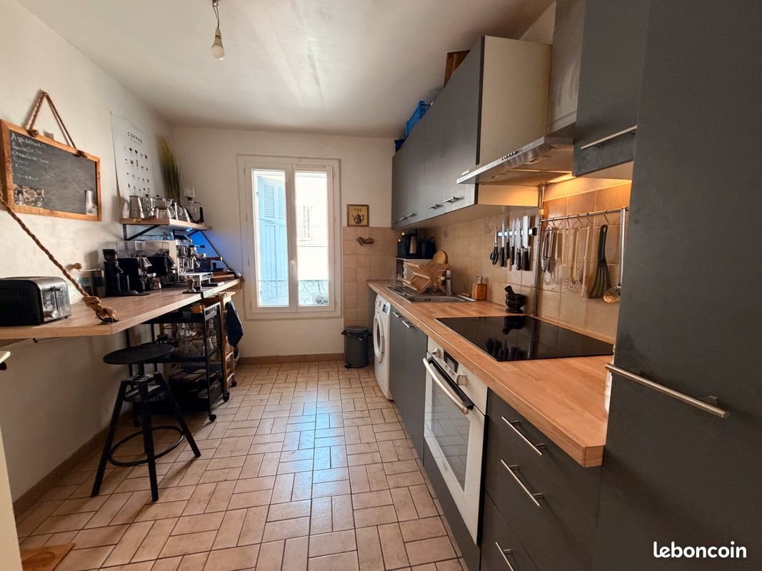 Appartement à louer, 48m², Hyères
