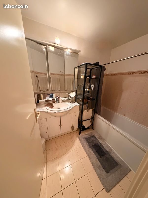 Appartement à louer, 48m², Hyères