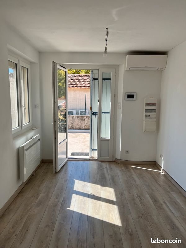 Appartement à louer, 28m², Port-Saint-Louis-du-Rhône