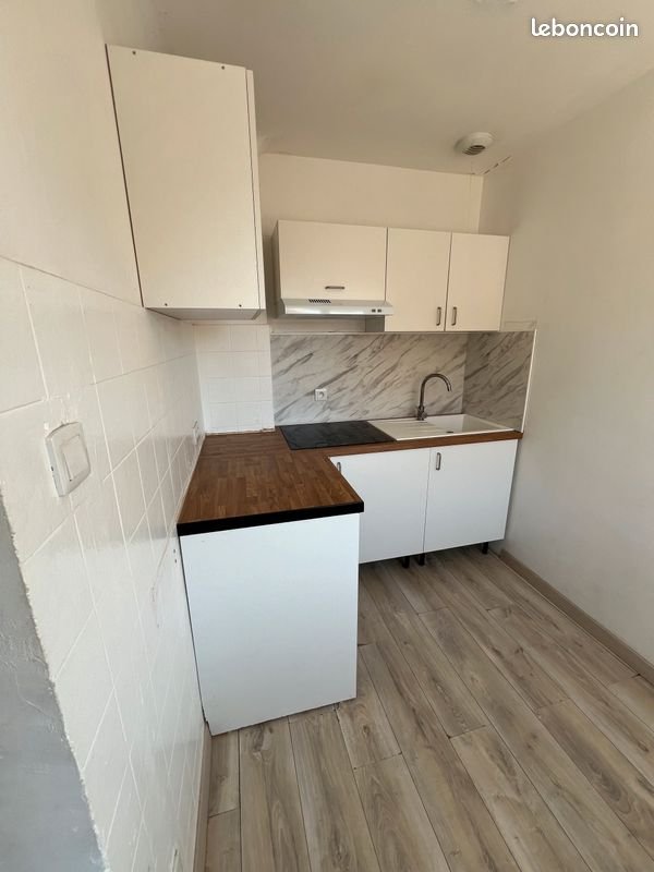 Appartement à louer, 28m², Port-Saint-Louis-du-Rhône