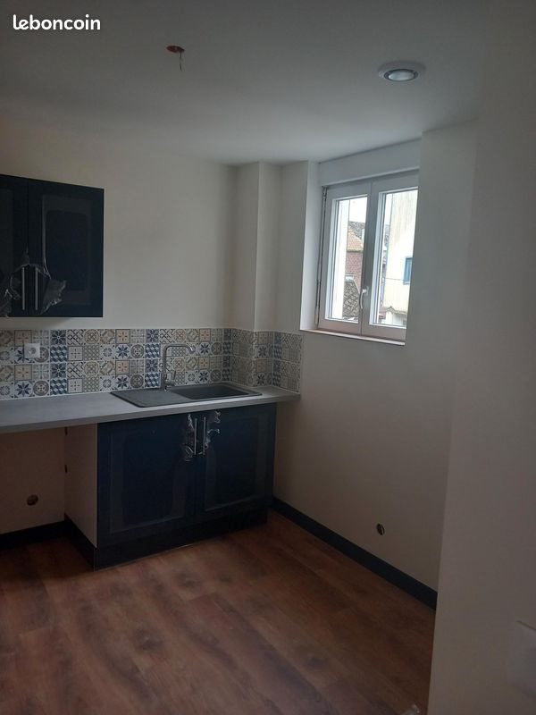 Appartement à louer, 55m², La Fère