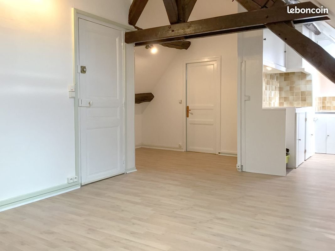 Appartement à louer, 23m², Hénonville