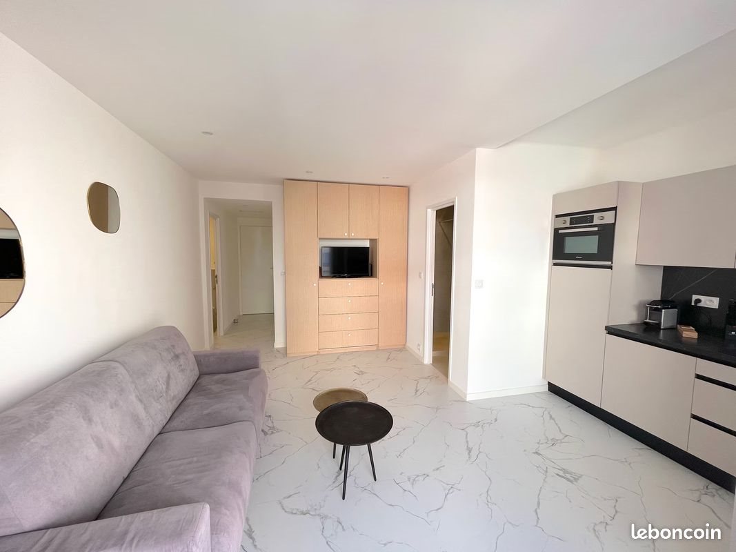 Appartement à louer, 23m², Antibes