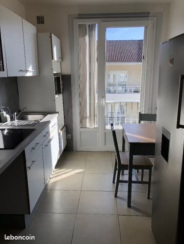 Appartement à vendre, 48m², Le Chambon-Feugerolles