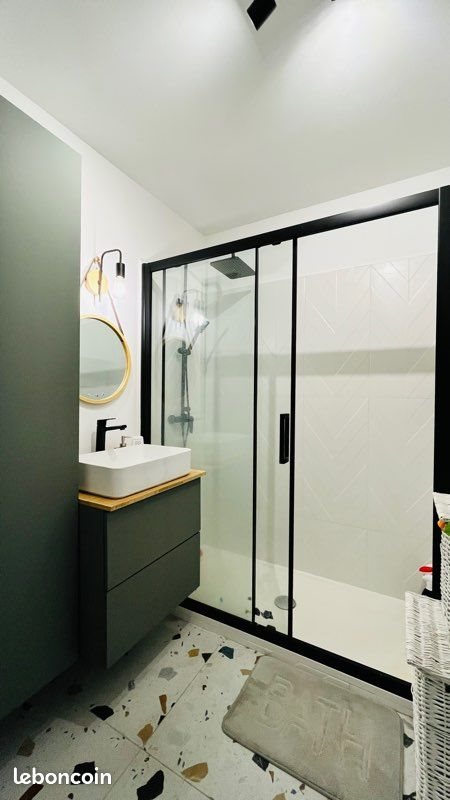 Appartement à louer, 64m², Courbevoie