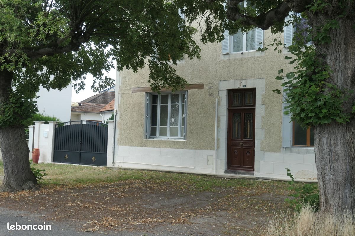 Maison à vendre, 242m², Bellenaves