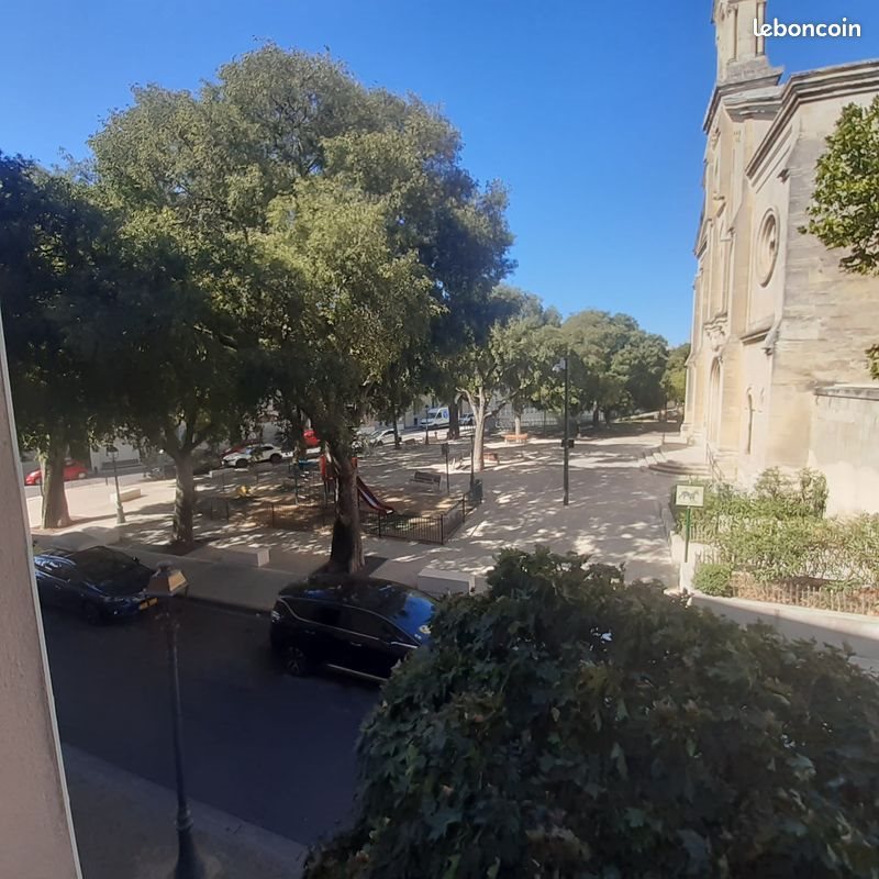 Appartement à louer, 39m², Nîmes