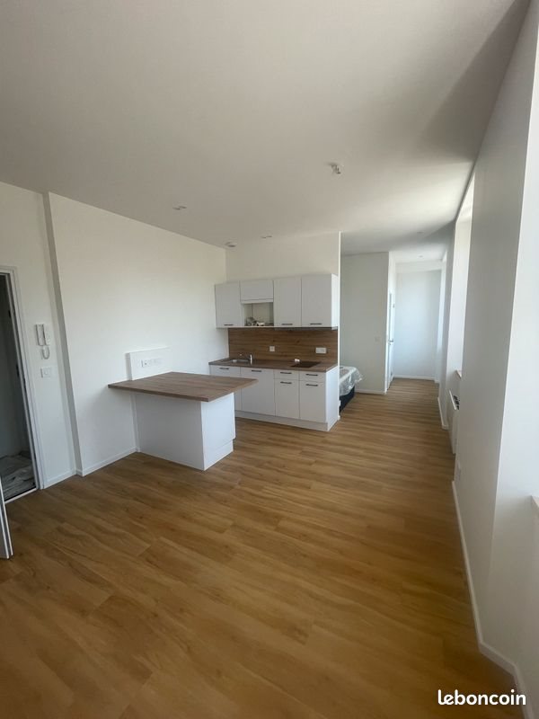 Appartement à louer, 28m², Landerneau