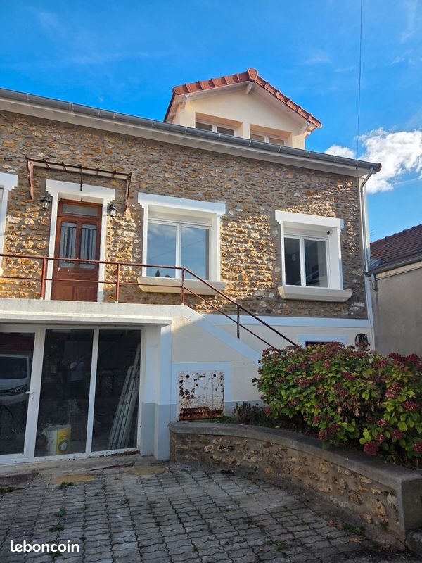 Appartement à louer, 56m², Mandres-les-Roses