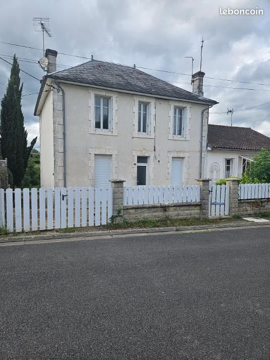 Maison à louer, 120m², Ruffec