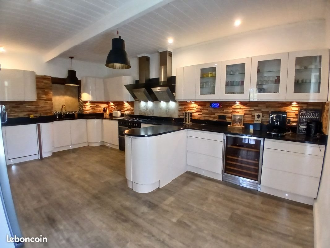 Maison à vendre, 500m², Brux