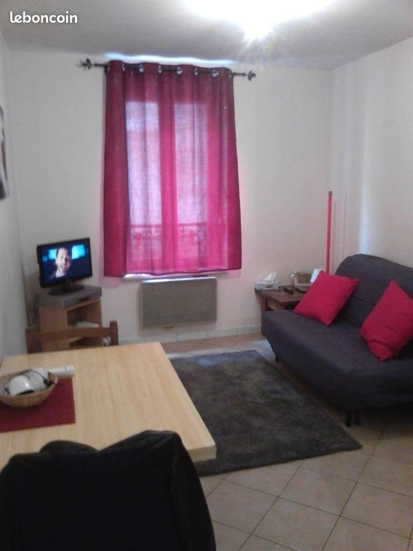 Appartement à louer, 24m², Montmirail