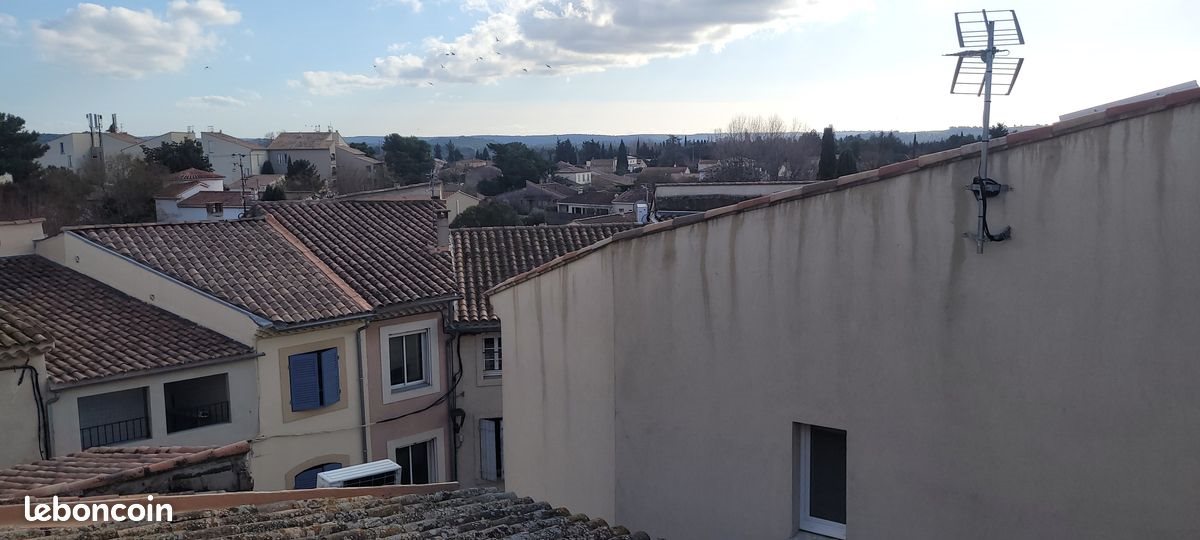 Appartement à louer, 29m², Pélissanne
