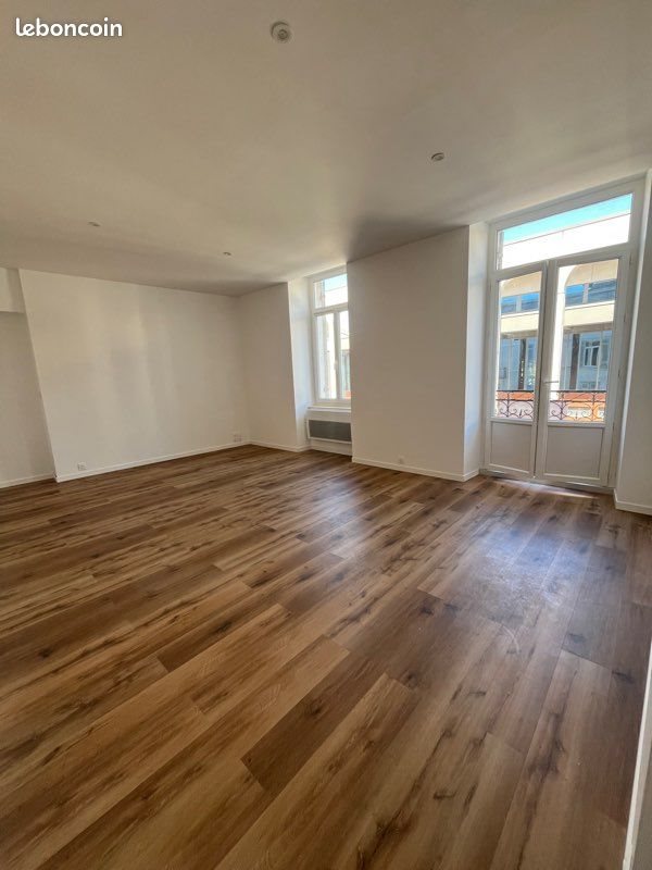 Appartement à louer, 65m², Dax
