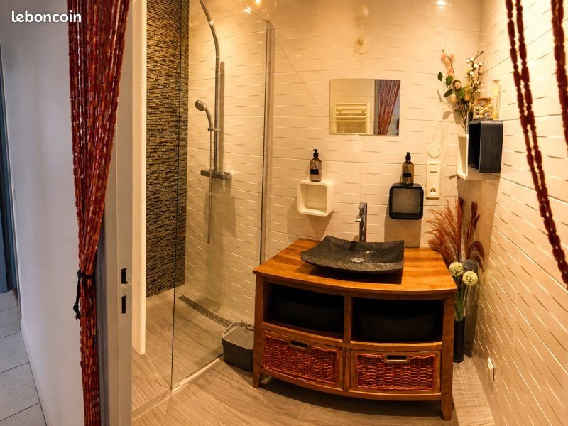 Maison à louer, 85m², Montendre