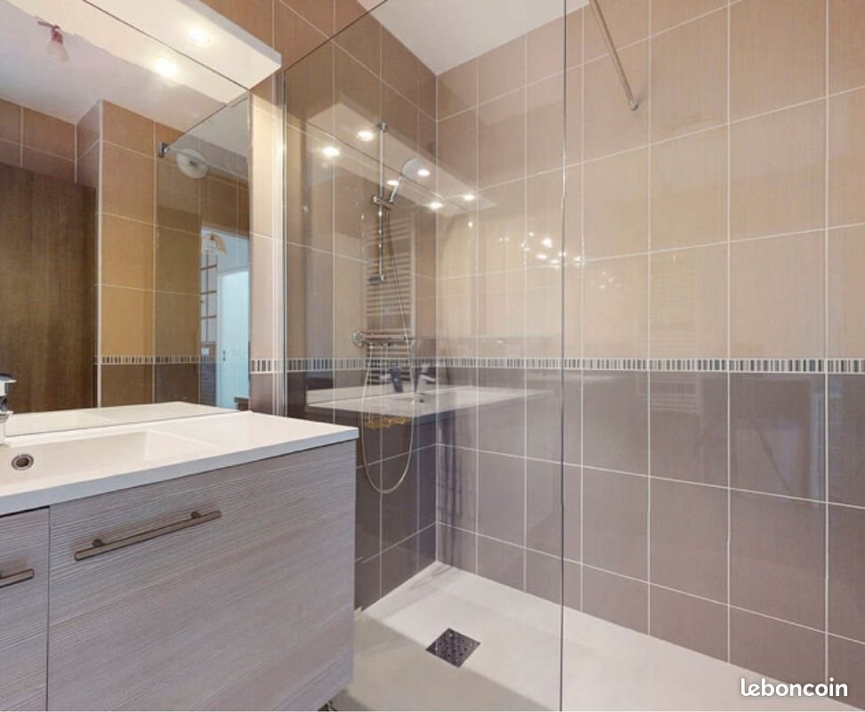 Appartement à louer, 72m², Annemasse