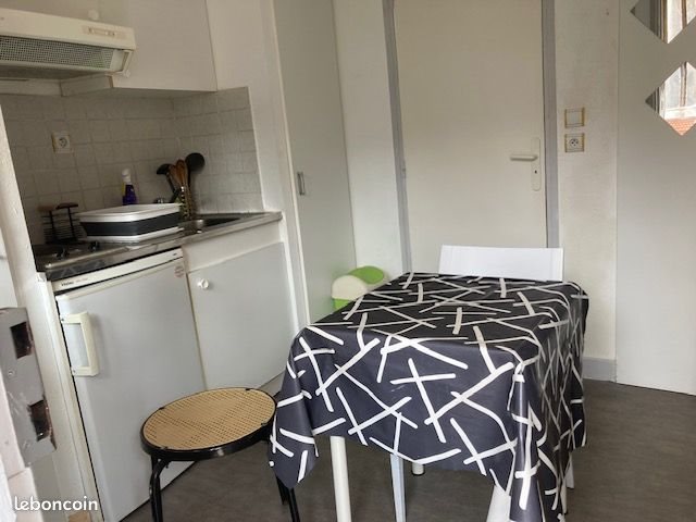 Appartement à louer, 24m², Aurillac