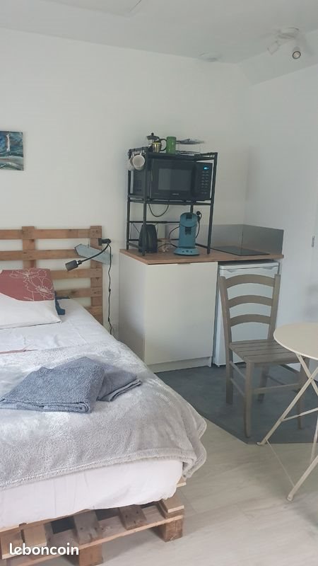 Appartement à louer, 18m², Theix