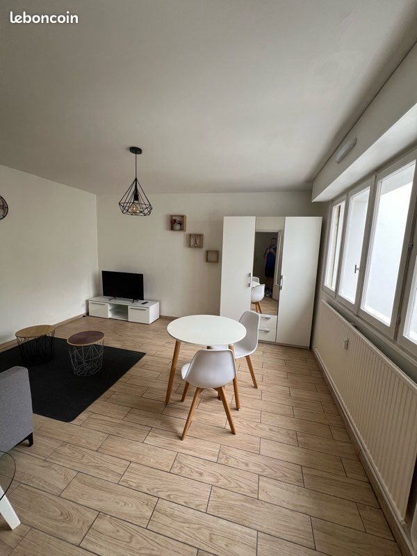 Appartement à louer, 27m², Metz