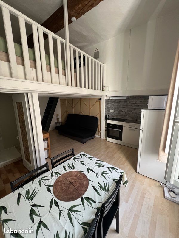 Appartement à louer, 32m², Vias