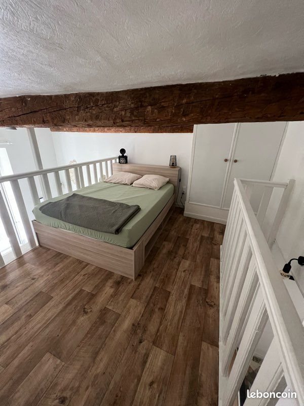 Appartement à louer, 32m², Vias