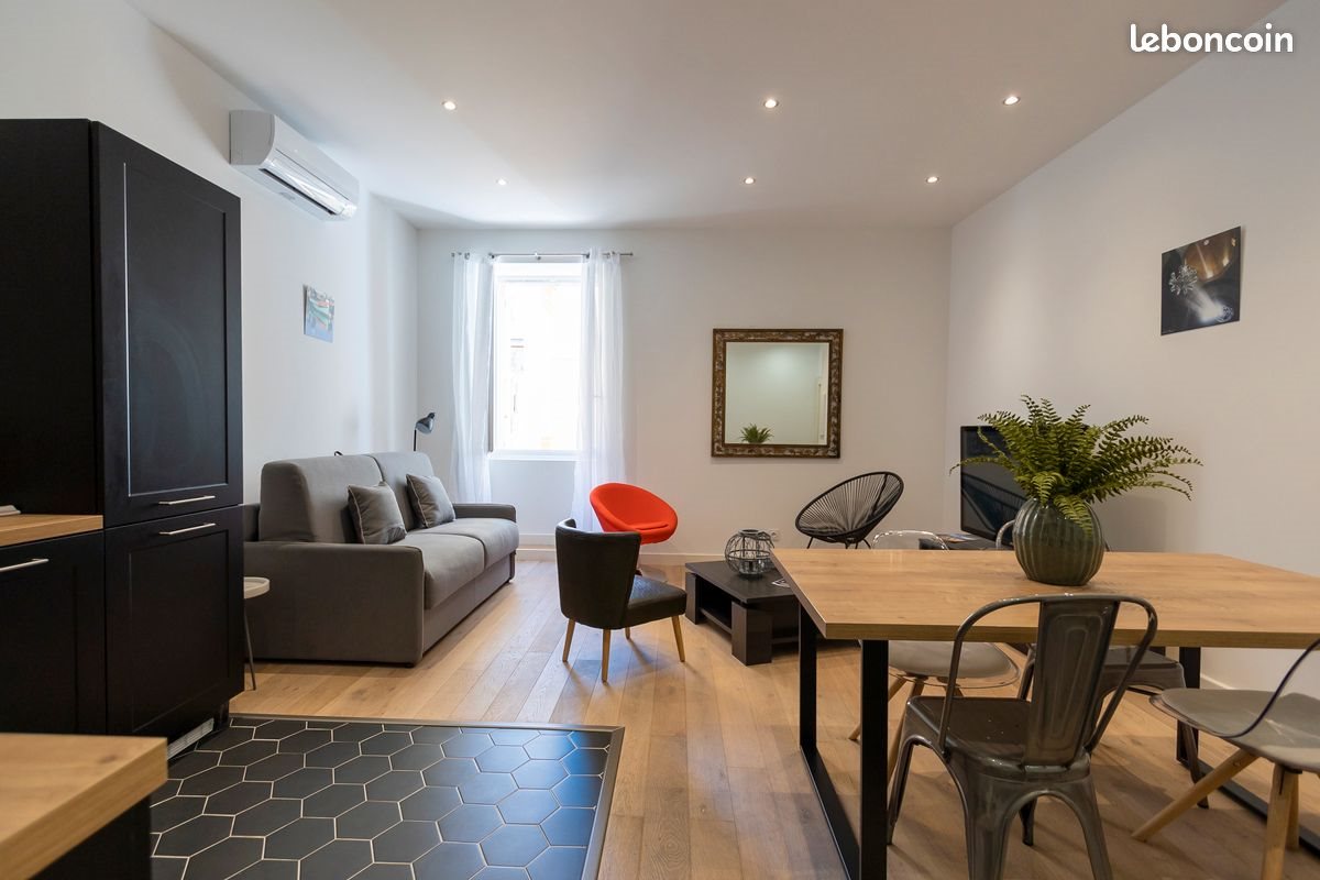 Appartement à louer, 47m², Ajaccio