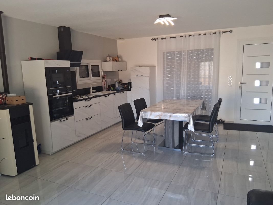 Maison à vendre, 52m², Lanobre