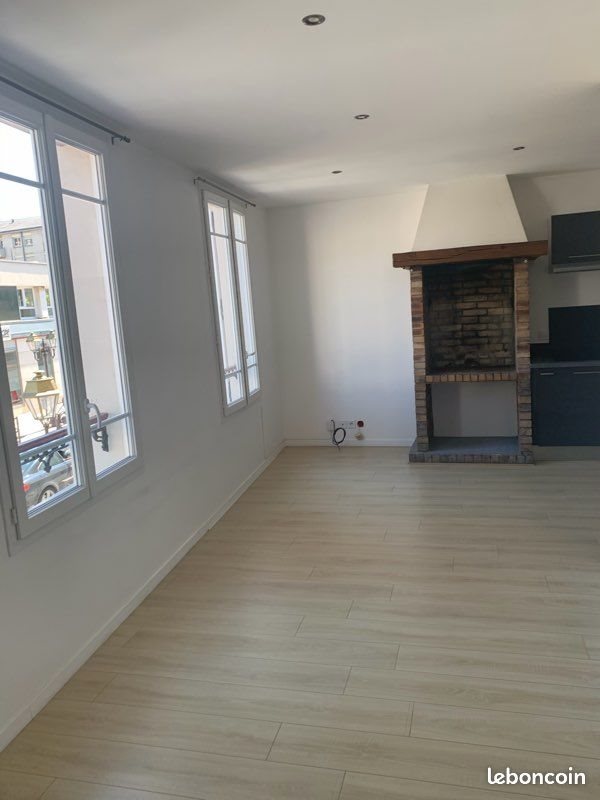 Appartement à louer, 41m², Poissy