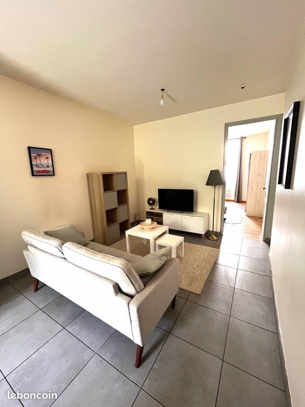 Appartement à louer, 37m², Saint-Étienne