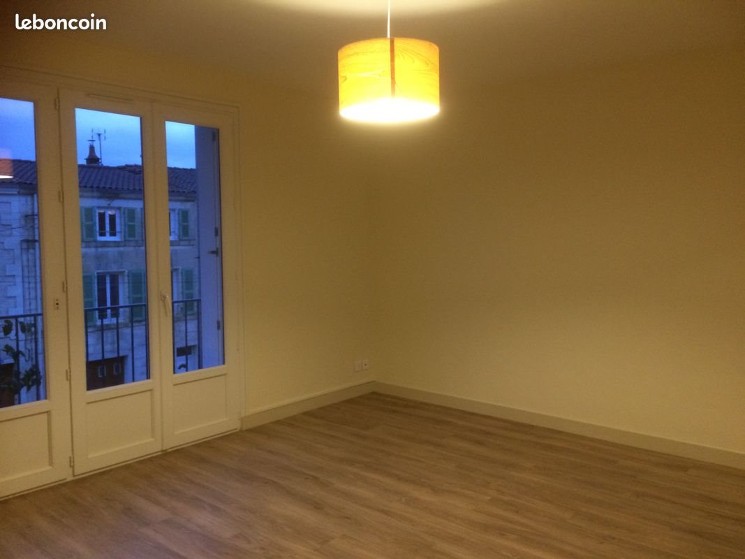 Appartement à louer, 31m², Niort