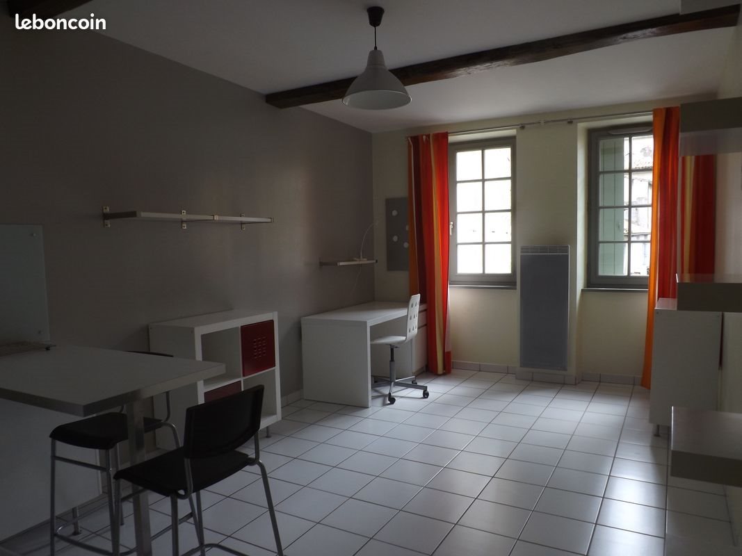 Appartement à louer, 24m², Auch