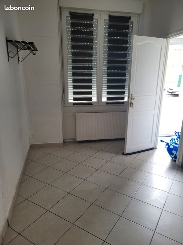 Appartement à louer, 45m², Raismes