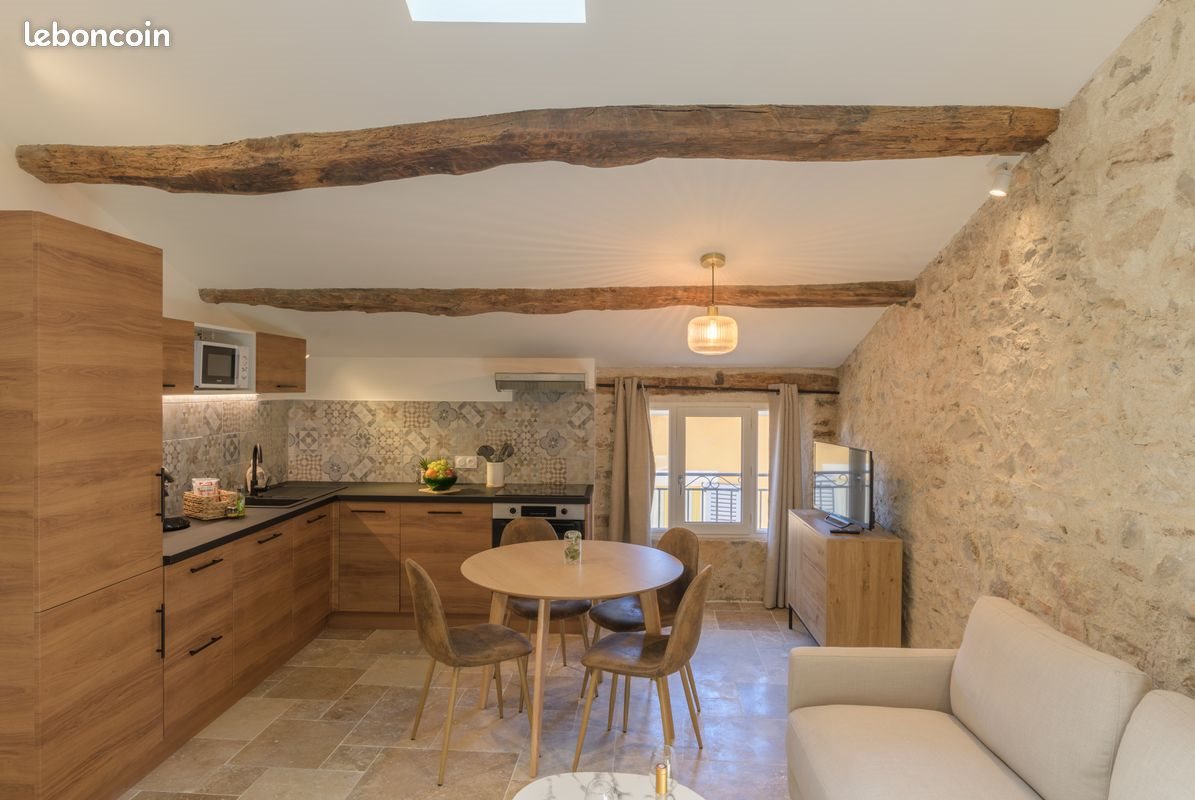 Appartement à louer, 50m², Valbonne