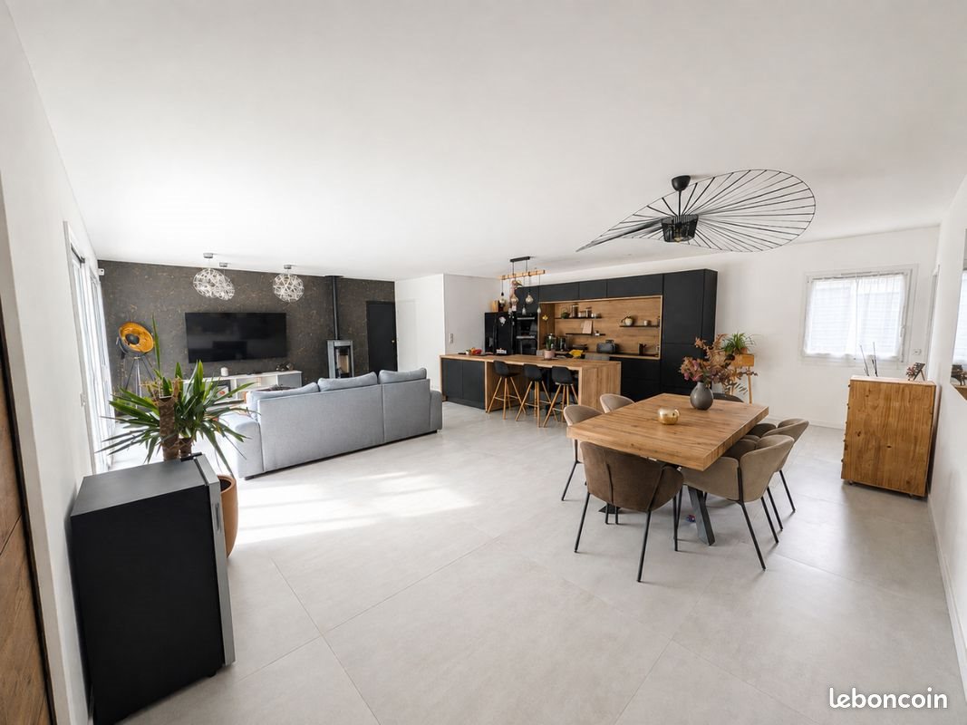 Maison à vendre, 165m², Saint-Aubin-de-Médoc