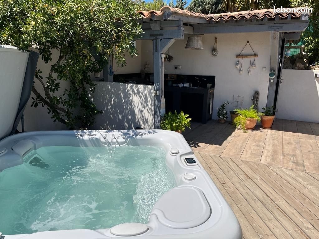 Maison à louer, 100m², Bandol