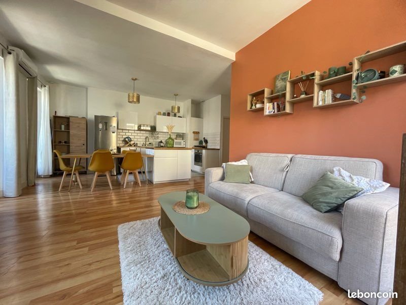 Appartement à louer, 48m², Marseille 2ème