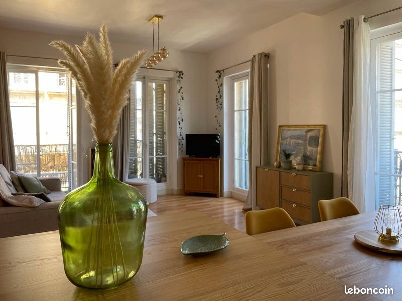 Appartement à louer, 48m², Marseille 2ème