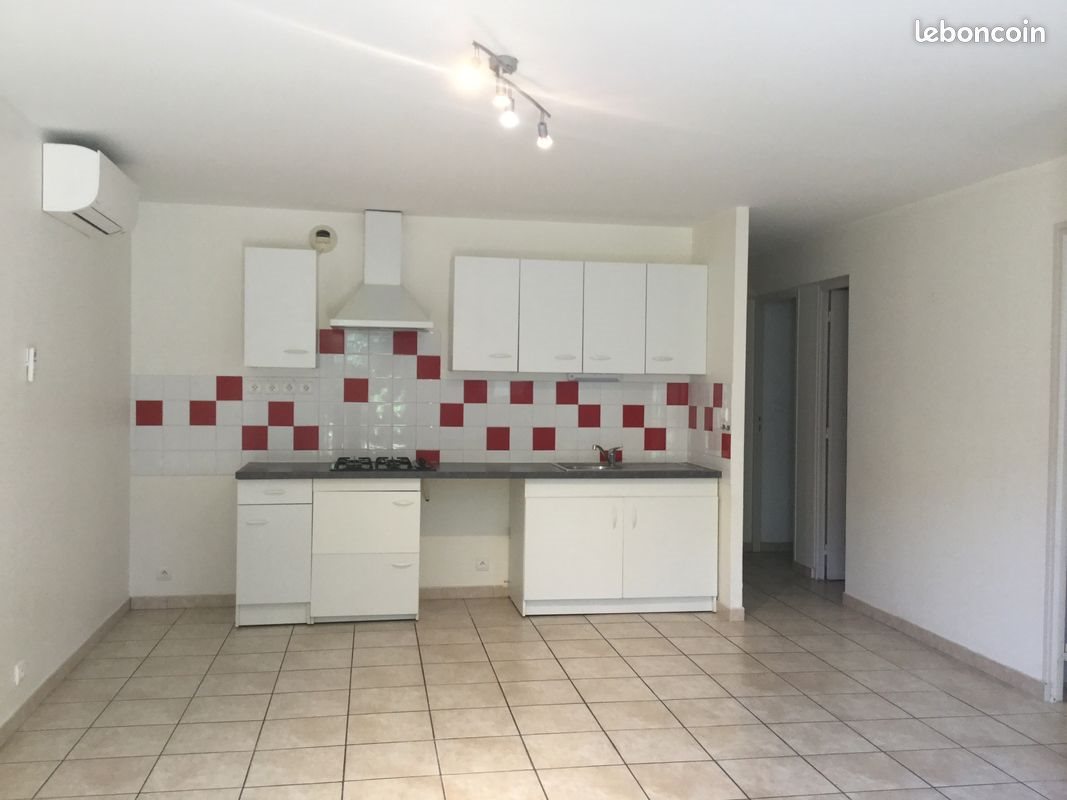 Appartement à louer, 50m², Vergèze