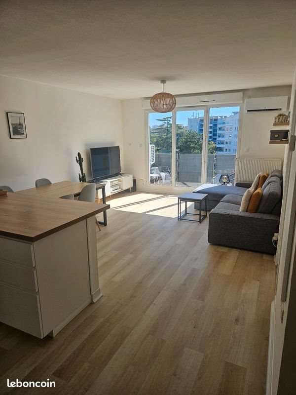 Appartement à vendre, 60m², Vénissieux