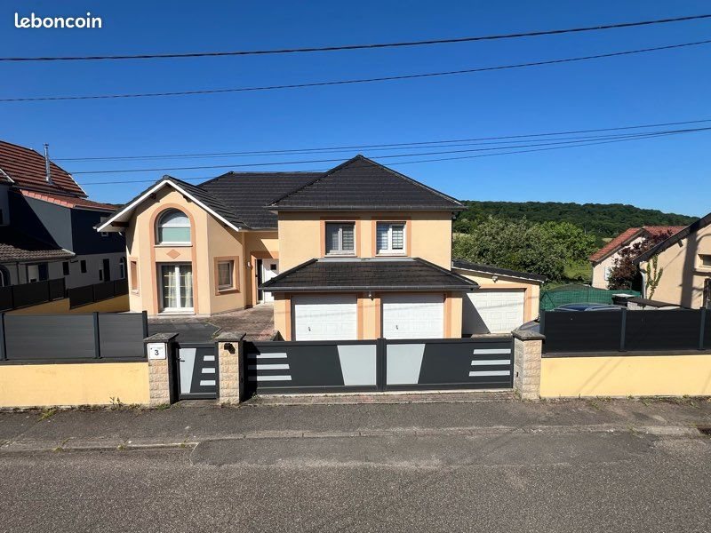 Maison à vendre, 250m², Elzange