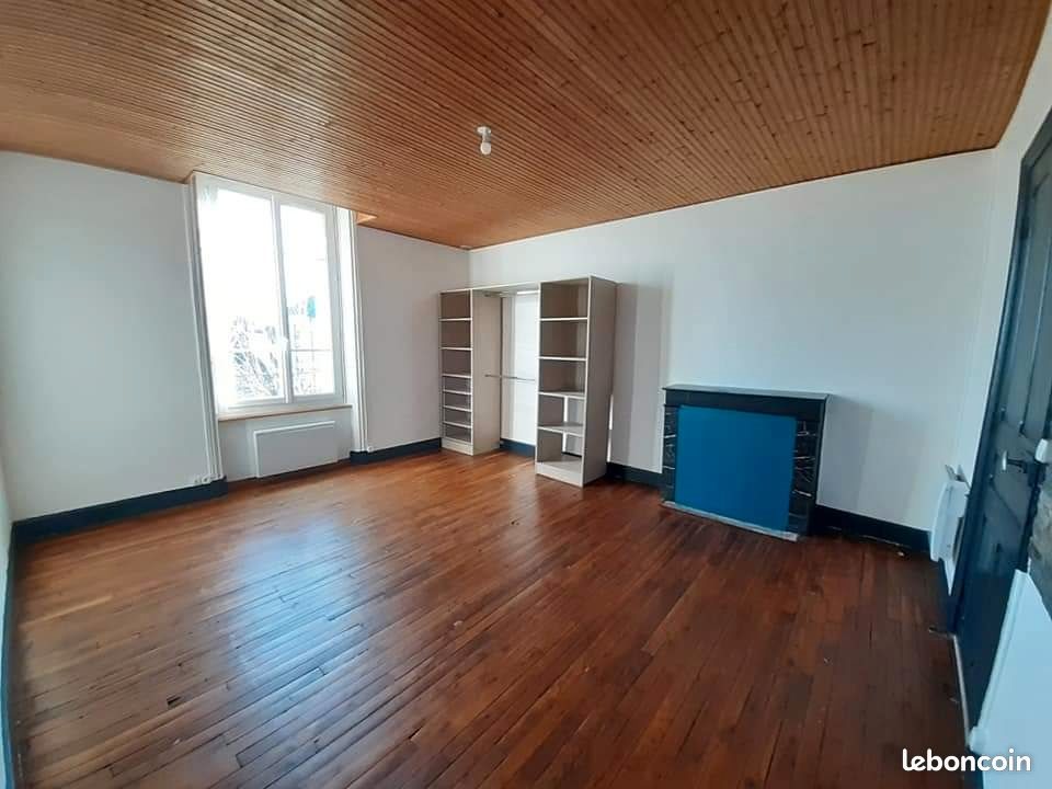 Appartement à louer, 46m², Mauriac